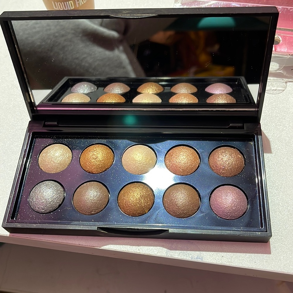 Elf Pallete